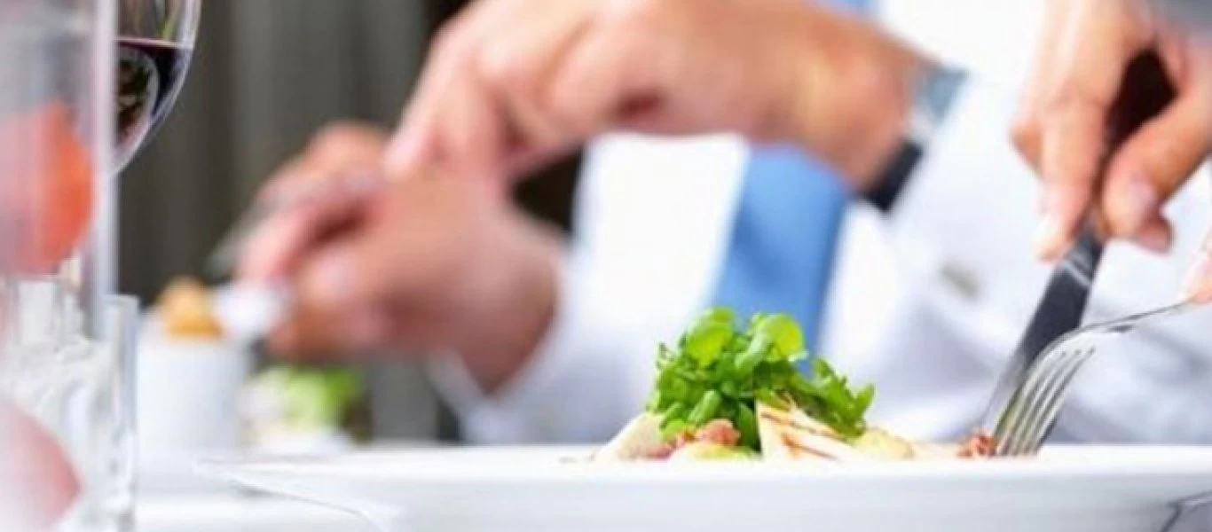 Αυτός είναι ο λόγος που χάνεις βάρος όταν μασάς καλύτερα το φαγητό σου